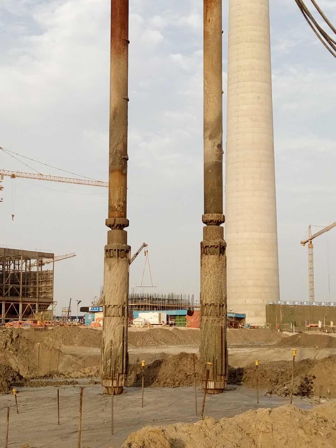 迪拜电厂地基基础处理项目(图1)